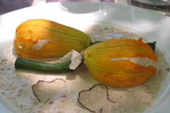 Stuffed zucchini flowers with summer truffles